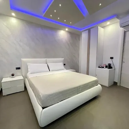 B&B Rossini Luxury 2 Cosenza Exterior photo